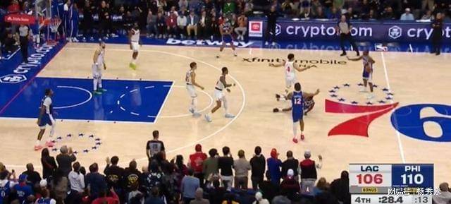 江南体育直播包含快船球星三分绝杀，全场观众热烈欢呼，如果最大次数一次那么世界.的词条